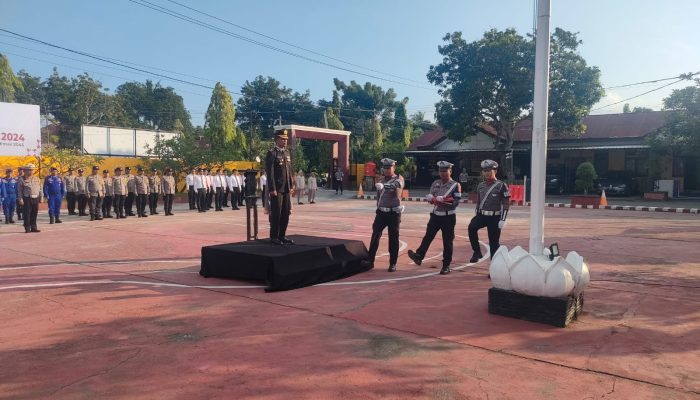 Kabag Ops. Kompol Najamuddin Pimpin Upacara Hari Lahir Pancasila Dilapangan Apel Polres Polman
