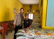 Bhabinkamtibmas Polsek Binuang Monitoring Penyaluran Bantuan Cadangan Pangan Pemerintah Tahap VII Tahun 2024