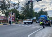 Pengaturan Lalu Lintas Pagi Hari, Bentuk Pelayanan Sat Lantas Polres Polman Terhadap Pengendara dan Masyarakat Pengguna Jalan
