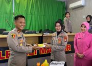 Pemotongan Tumpeng  Tandai Syukuran Hari Jadi Polwan ke- 76