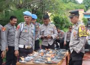 Wakapolres Polman Pimpin Pemeriksaan Senpi Personil Polres Polman di Mapolres Polman