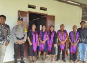 Personel Polres Polman dan Polsek Jajaran Polres Polman Laksanakan Pengamanan Ibadah Jumat Agung