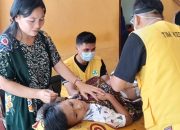 Bhabinkamtibmas Polsek Tapango Monitoring Kegiatan Sunat Massal Gratis dalam Rangka Mendukung Program 100 Hari Kerja Bupati Polman
