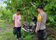 Polsek Tutar Polres Polman Datangi TKP Penemuan Mayat di Atas Motor di Desa Ambopadang