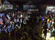 Kapolres Polman Pimpin Evakuasi Beberapa Warga Imbas 2 Rumah Dirusak Massa di Passairang Polman