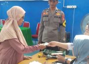 Bhabinkamtibmas Polsek Wonomulyo Hadiri Penyaluran BLT Dana Desa Tahun 2025 di Desa Tumpiling