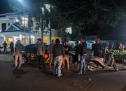 Kapolsek Polewali Pimpin Personel Polres Polman dan Polsek Polewali Datangi TKP Dugaan Pengeroyokan di Kelurahan Polewali