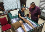 Wagub Sulbar Jenguk Polisi yang Terluka Amankan Eksekusi Palludai, Campalagian