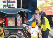 Personel Polsek Polewali Dampingi Siswa TK Bhayangkari Gelar Kegiatan Jumat Berkah