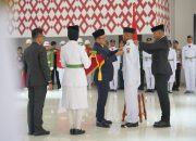 Gubernur Suhardi Duka Kukuhkan 69 Paskibraka Provinsi, Siap Kibarkan Sang Saka di HUT RI ke-80