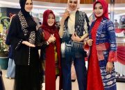 Pariwisata Sulbar Tampilkan Tenun Tradisional di Fashion Show FESyar KTI di Kalbar, Bau Akram Dai : Maksimalkan Promosi Wastra Khas Sulbar