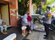 Polsek Polewali Polres Polman Gelar Patroli dan Sambangi Warga