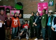 [Video] Aksi Kemanusiaan, Dinsos Polman dan Komunitas SJS Serahkan bantuan Kursi Roda untuk Sindi, Anak kondisi khusus di Tapango