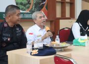 Penyuluhan Ancaman Bahan Kimia dan Radioaktif: Kolaborasi DLH Sulbar dan Satuan Brimob Polda Sulawesi Barat