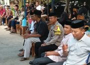 Wujud Kepedulian Polri, Bhabinkamtibmas Desa Sidorejo Melayat ke Rumah Duka Warga