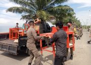 Tak Indahkan Peringatan, Satpol PP Polman Bersama TNI, Polri Tertibkan UMKM di Pantai Bahari