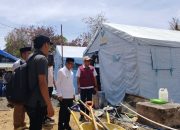 Bupati Polman Serahkan Bantuan Pribadi kepada Korban Kebakaran di Kelurahan Takatidung