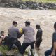 Kanit Binmas Polsek Polewali Pimpin Monitoring Tempat Wisata di Anreapi, Evakuasi Warga Terjebak Banjir