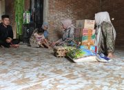 Staf Ahli PKK Sulbar Hj. Fatmawati Salim Sambangi Jihan, Anak Disabilitas di Talepo dan Bawa Bantuan Sembako