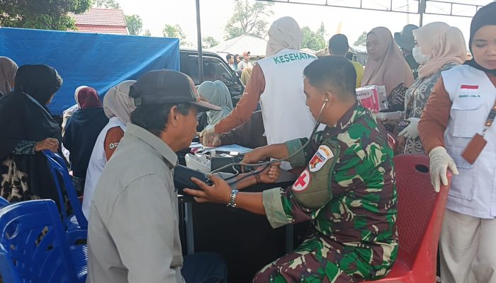 Pengobatan Gratis Warnai Penutupan TMMD ke-127 Kodim 1402/Polman