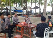 Kapolsek Campalagian Pantau Keamanan Pantai Babatoa Saat Libur Lebaran