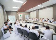 Gubernur Suhardi Duka Tekankan Kerja Keras dan Peningkatan PAD dalam Rapat OPD Sulbar