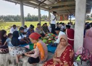 Bhabinkamtibmas Desa Nepo Hadiri Rapat Turun Sawah, Dorong Petani Serentak Kelola Lahan