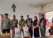 Polsubsektor Anreapi Polres Polman Pantau Pembagian Bantuan Pangan Tahun 2026