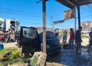 Polsek Wonomulyo Respon Cepat Kebakaran Kendaraan di Bengkel