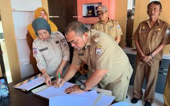 Tingkatkan Akuntabilitas Organisasi, Kalaksa BPBD Sulbar Teken Perjanjian Kinerja dengan Bidang dan Sekretariat