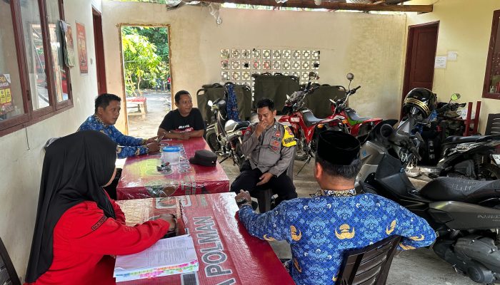 Bhabinkamtibmas Polsek Tinambung Sambangi Kantor Manggala Agni, Perkuat Sinergi Kamtibmas