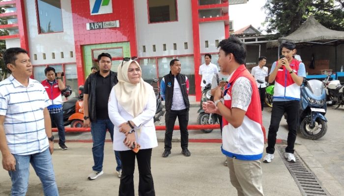 Sidak SPBU Womomulyo, Disperindagkop UKM Polman Tegaskan Stok Aman, “takaran BBM sesuai standar”