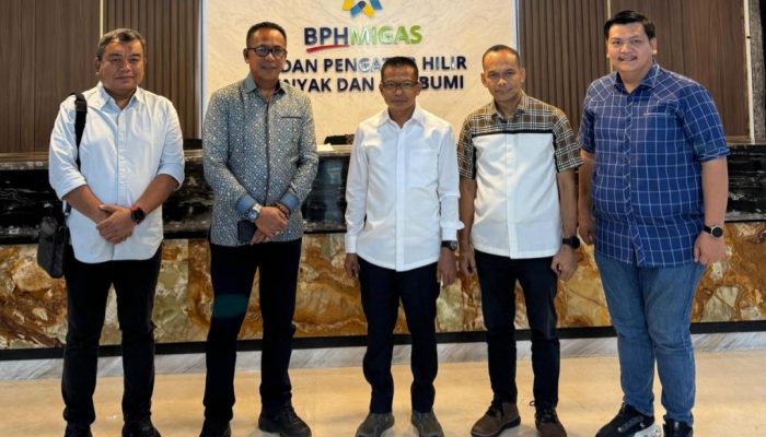 Temui BPH Migas di Jakarta, Bupati H. Samsul Mahmud  Usul Tambah Kuota BBM dan Pembangunan SPBU