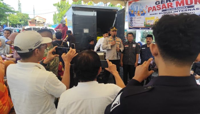 Kapolres Polman Hadiri Gerakan Pangan Murah Peringati May Day 2026