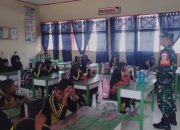 Babinsa Masuk Kelas, Tanamkan Wawasan Kebangsaan kepada Siswa di Wonomulyo