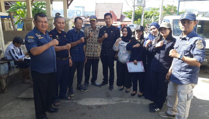 Wujudkan Ikan Sehat dan Berkualitas, Pemprov Sulbar Edukasi Pedagang PPI Binanga Lawan Zat Kimia Berbahaya