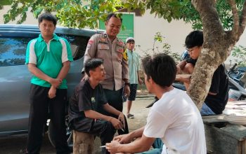 Bhabinkamtibmas Desa Batetangnga Sambangi Pemuda, Ajak Jaga Kamtibmas