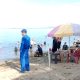 Sat Polairud Polres Polman Monitoring Aktivitas Pengunjung di Pantai Bahari Polewali