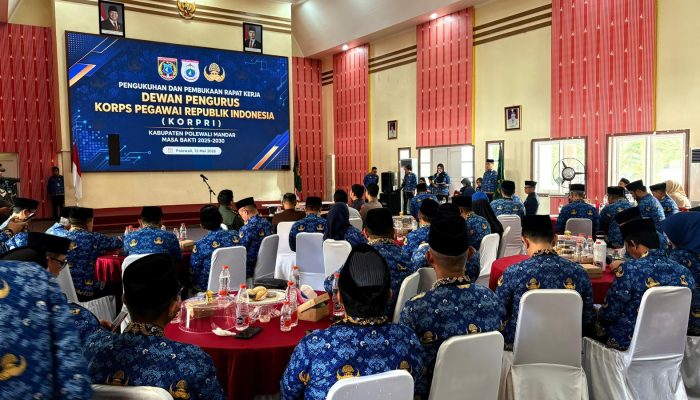Wakapolres Polman Hadiri Pengukuhan dan Rapat Kerja Pengurus KORPRI Polman 2025–2030