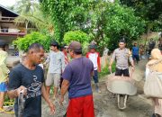 Bhabinkamtibmas Desa Saragian Gotong Royong Bersama Warga, Wujudkan Lingkungan Bersih dan Sehat