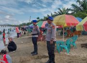 Sat Polair Polres Polman Monitoring dan Amankan Aktivitas Wisatawan di Pantai Bahari Polewali