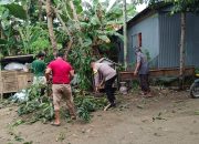 Bhabinkamtibmas Kelurahan Manding Kerja Bakti Bersama Warga BTN Villa Tamara