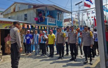 Kapolsek Tinambung Pimpin Pengamanan Konvoi Sambut Piala Dunia 2026 di Pambusuang