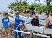 Sat Polairud Polres Polman Tingkatkan Kesadaran Nelayan Melalui Giat Binmas Perairan di Pesisir Pantai