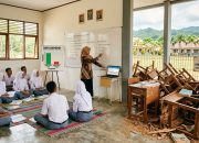 Tanggapi Kondisi SMAN 1 Bulutaba, Pemprov Sulbar Pastikan Meja dan Kursi Segera Ditambah