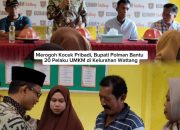 Merogoh Kocek Pribadi, Bupati Polman Bantu 20 Pelaku UMKM di Kelurahan Wattang