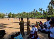 Final Turnamen Sepak Bola Mini Tingkat Kecamatan Tinambung Berlangsung Meriah, Bhabinkamtibmas Pastikan Keamanan