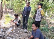 Bhabinkamtibmas Desa Tapango Barat Sambangi Warga, Ajak Bersama Jaga Kamtibmas dan Cegah Kebakaran