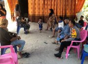 Sambangi Warga yang Akan Gelar Hajatan, Bhabinkamtibmas Desa Tapua Sampaikan Imbauan Kamtibmas