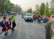 Commander Wish Pagi, Sat Lantas Polres Polman Hadirkan Pelayanan Prima di Sejumlah Titik Jalan